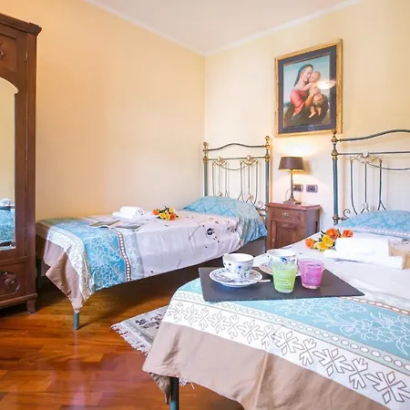 Sleeps 9